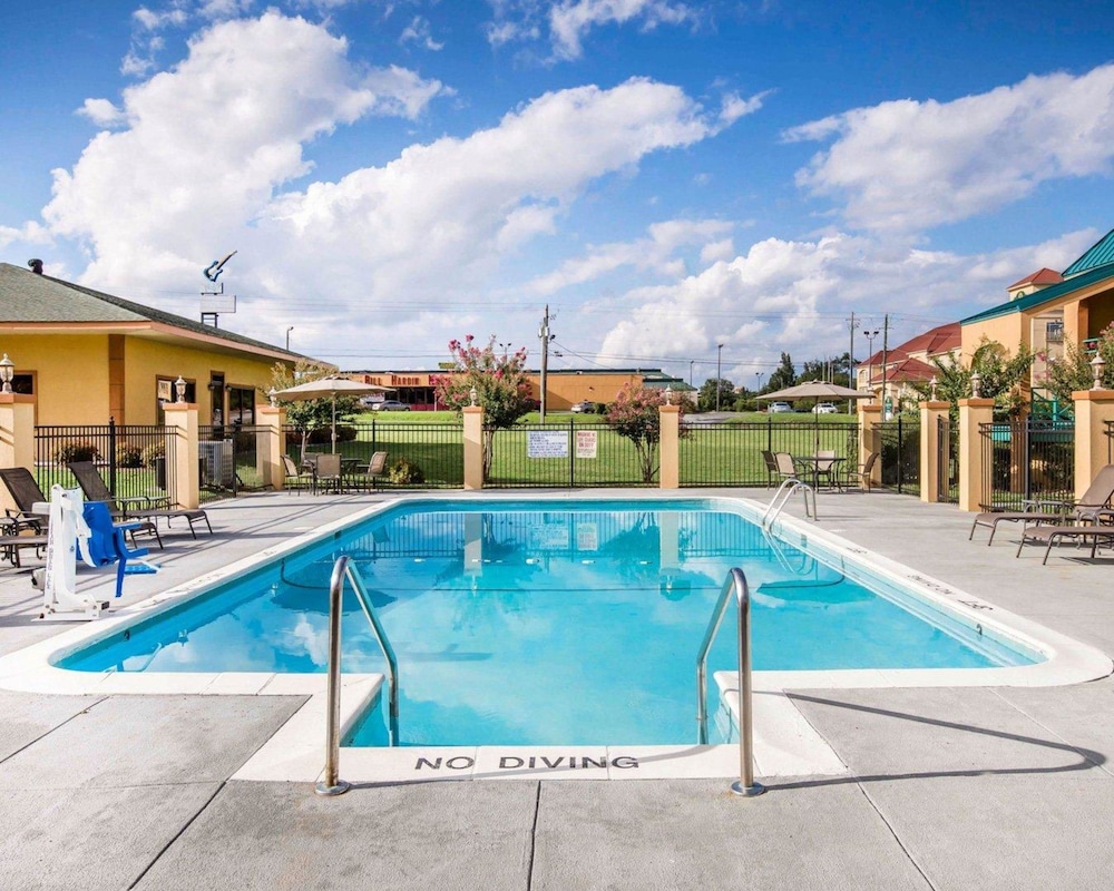 Quality Inn Macon West GA 24/43