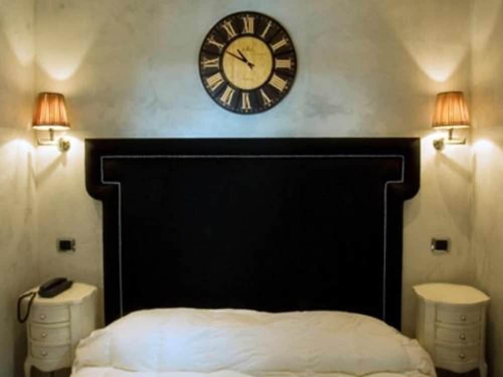 Mdm Luxury Rooms Guest House 9/50