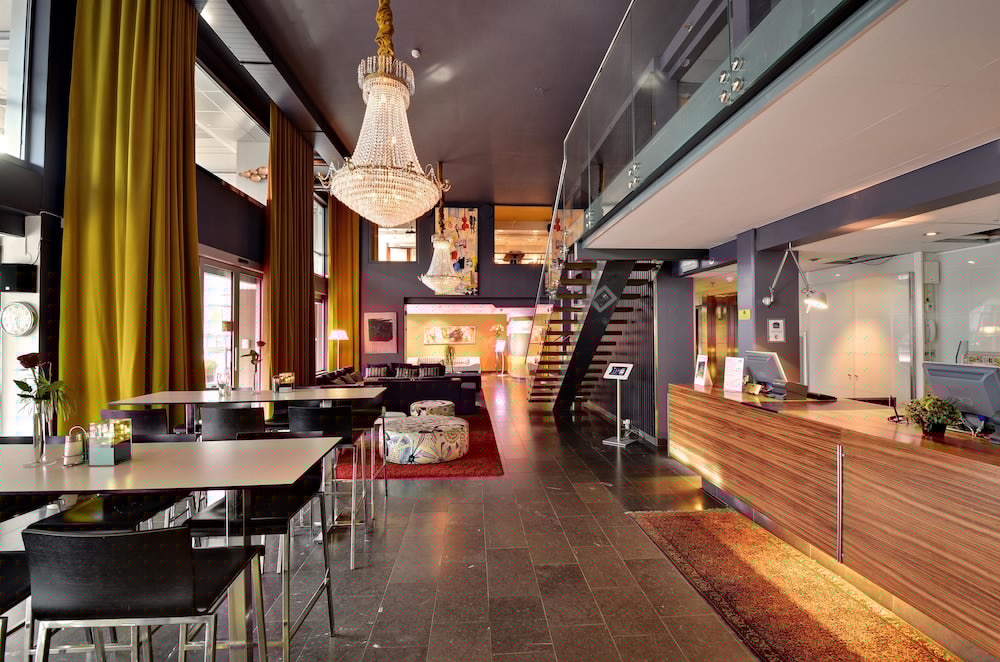 Best Western Plus John Bauer Hotel 41/43