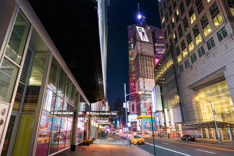 Hilton Garden Inn New York/Times Square Central 28/29