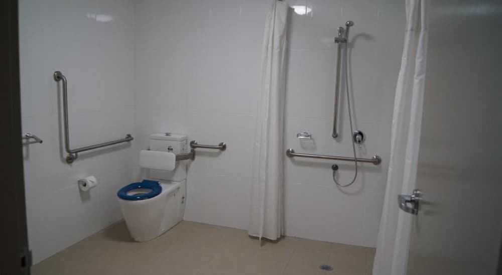 Castle Crest Motel 57/57