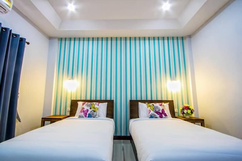 Mana Hotel 30/50