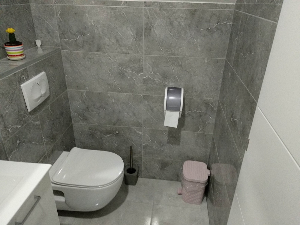 HOUSE LUCIJA 24/27