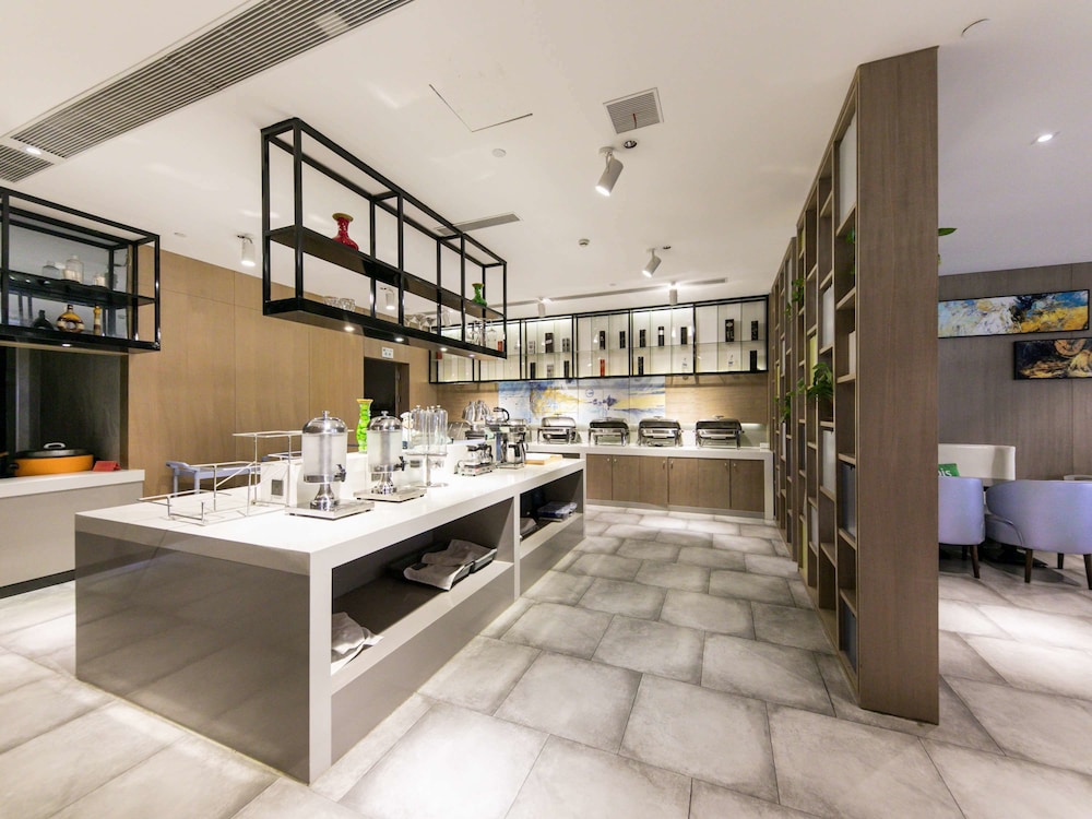Ibis Styles Shanghai Hongqiao Airport 4/45