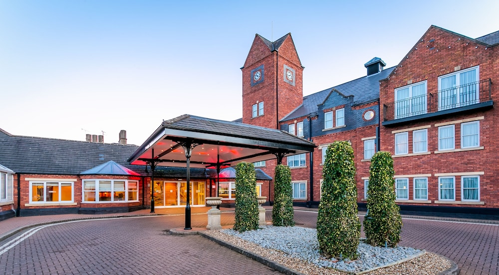 The Park Royal Hotel & Spa 65/71