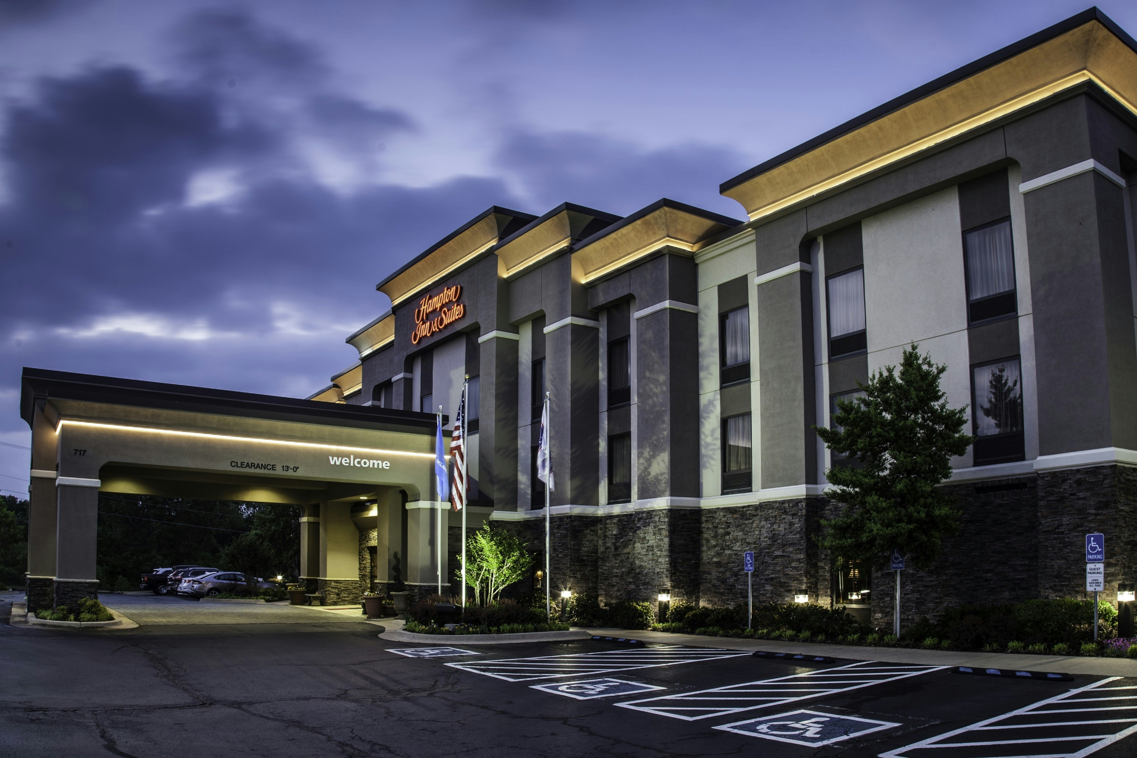 Hampton Inn Suites Stillwater 46/50