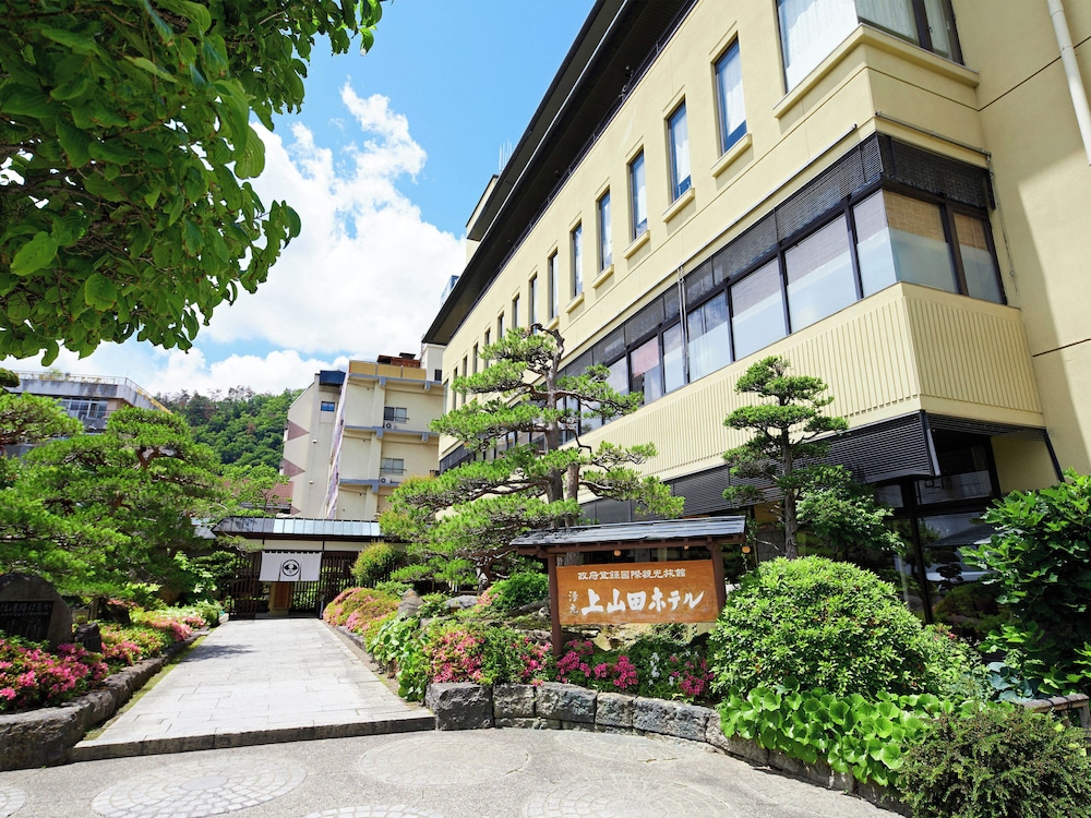 Kamiyamada Hotel 54/55