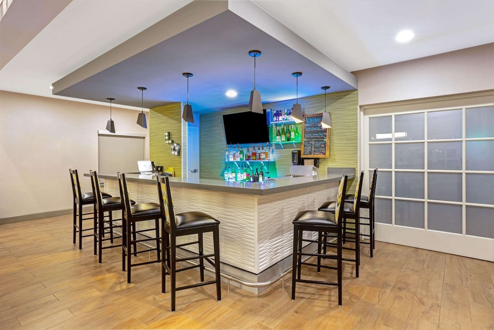 La Quinta Inn & Suites by Wyndham Tumwater - Olympia 45/64