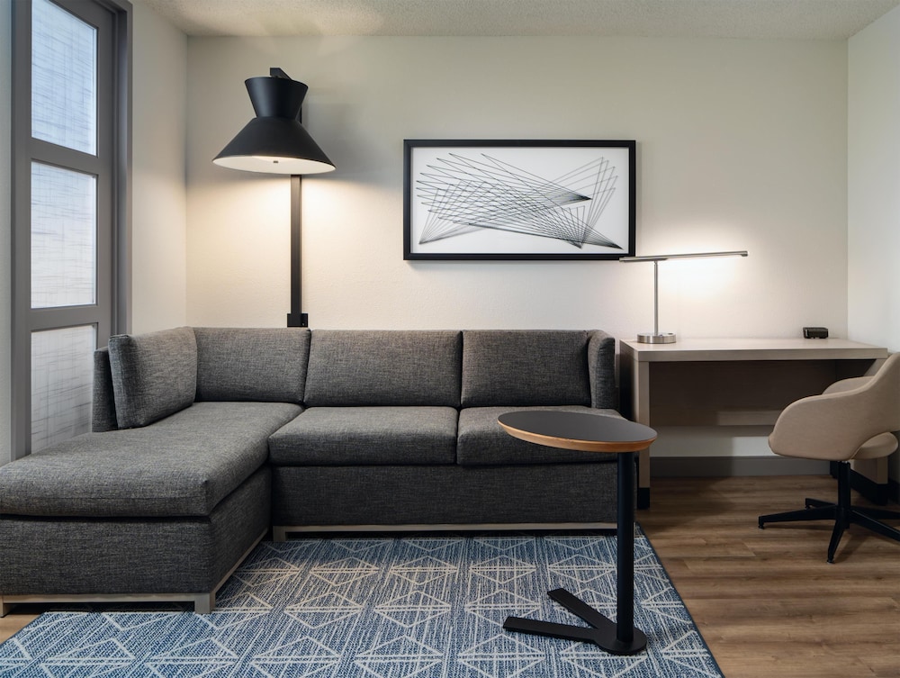Hyatt Place Sacramento/Rancho Cordova 31/54