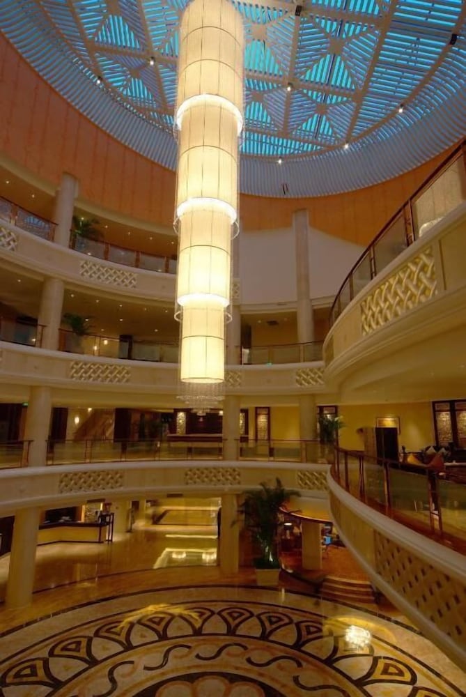 New Century Grand Hotel Shaoxing 7/47