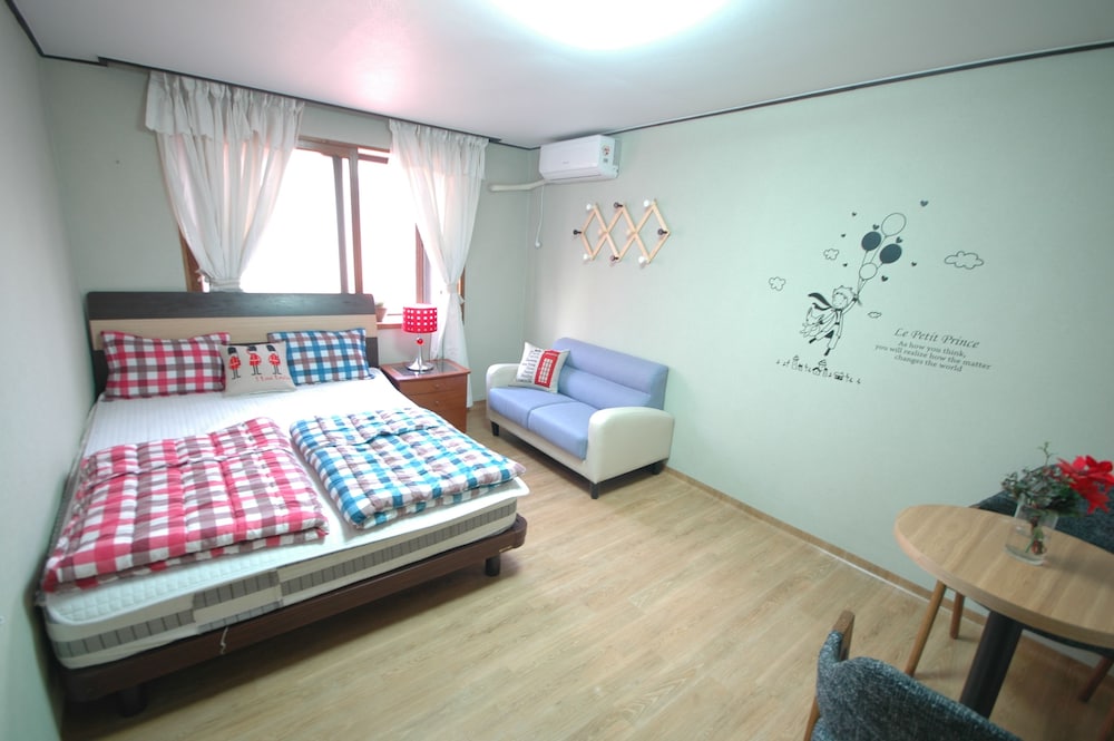 Apple Tree Guest house 18/50
