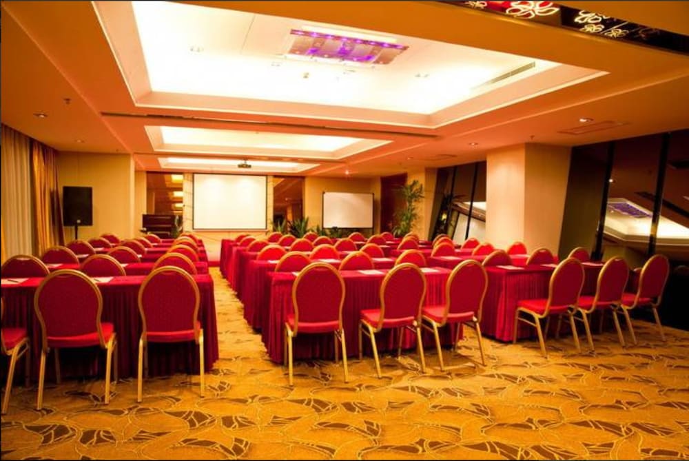 Eastern Banshan Hotel 16/18