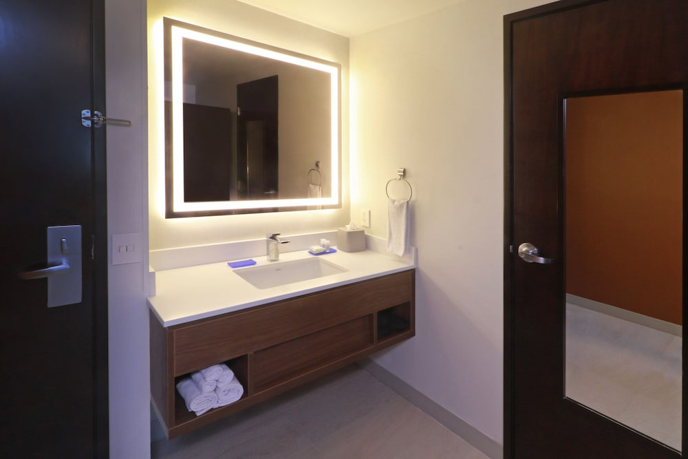 Holiday Inn Express Guadalajara Iteso 17/72