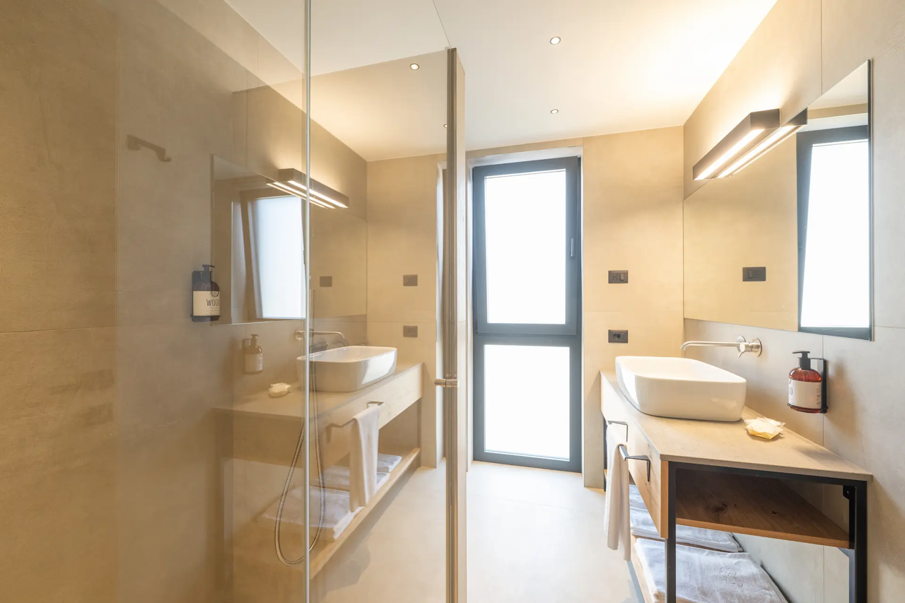 Lumina Two Bedroom Apartment، Etra Suites and Apartments 5/7