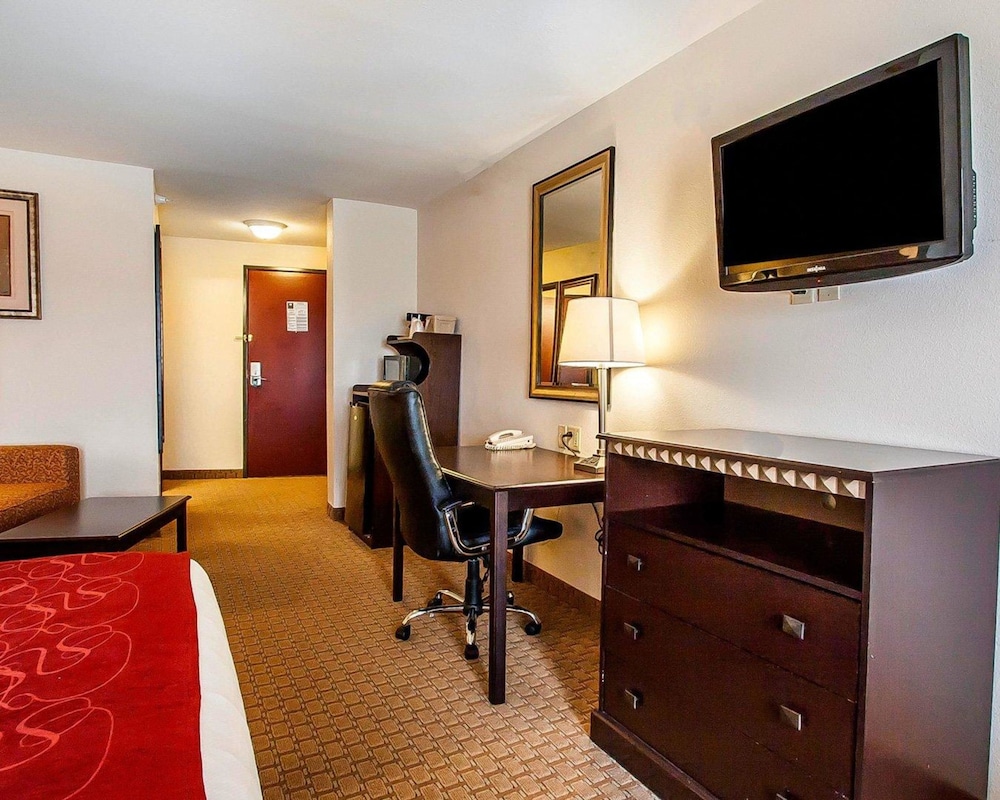 Comfort Suites Jackson Cape Girardeau 60/63