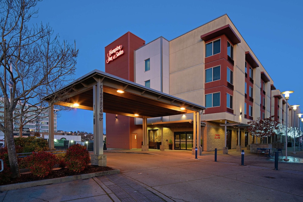 Hampton Inn Suites Bremerton