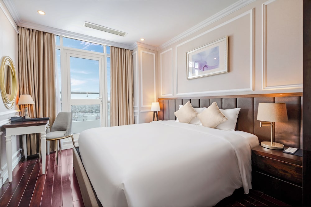Royal Lotus Hotel Danang 32/69