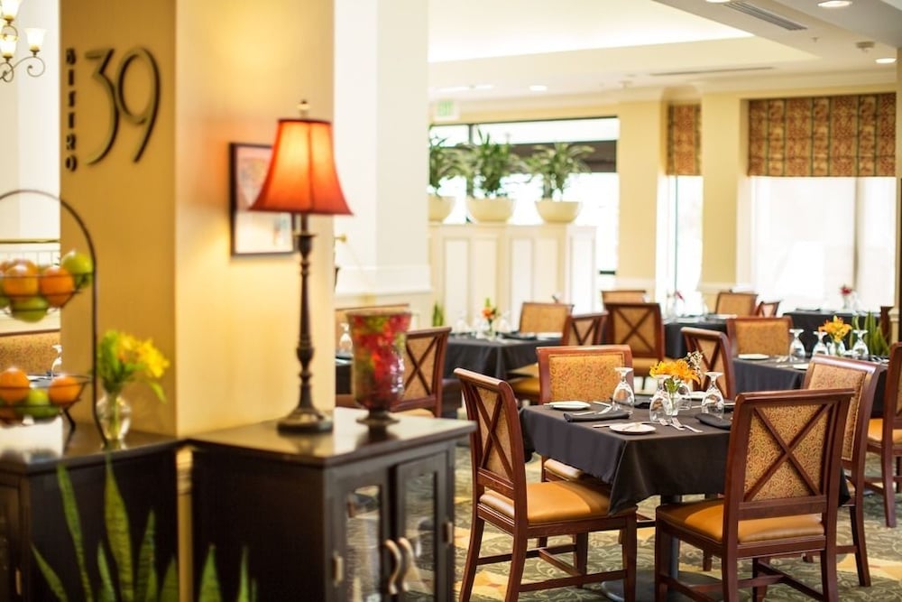 Hilton Garden Inn San Diego Del Mar 58/74