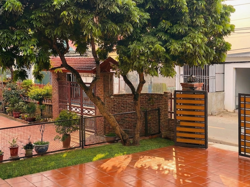 The Stork House - Serene Garden Retreat 42/50