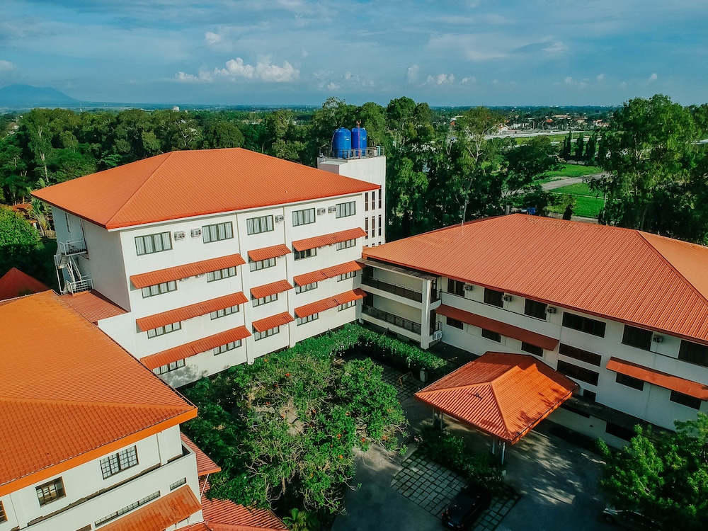 Nature’s Village Resort in BACOLOD