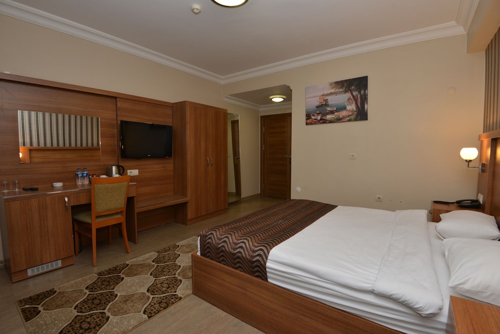 Aygür Hotel 5/23