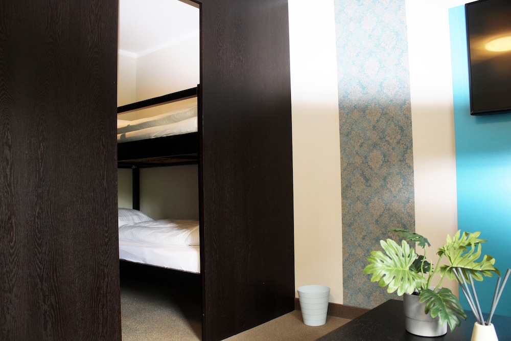 Besttime Hotel Bendorf 24/41