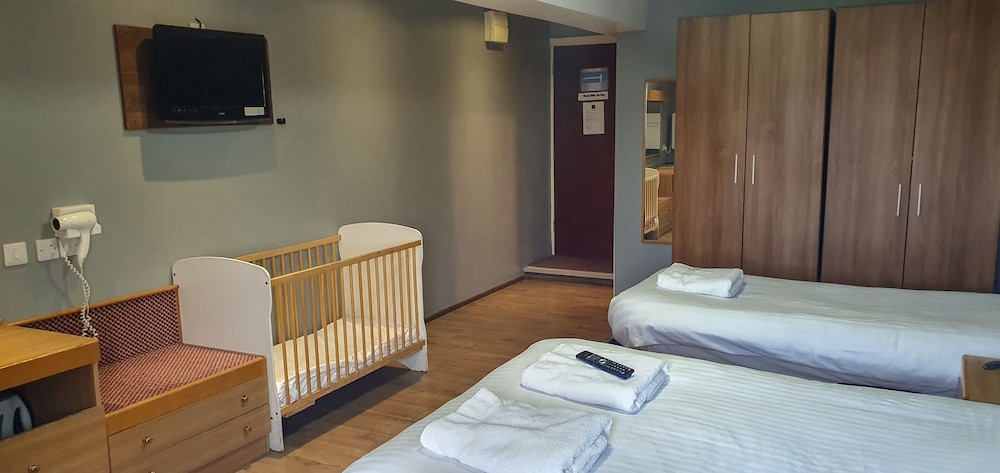 Gilson Hotel 19/38