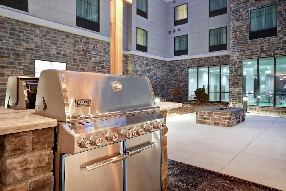 Homewood Suites By Hilton Orange New Haven 40/51