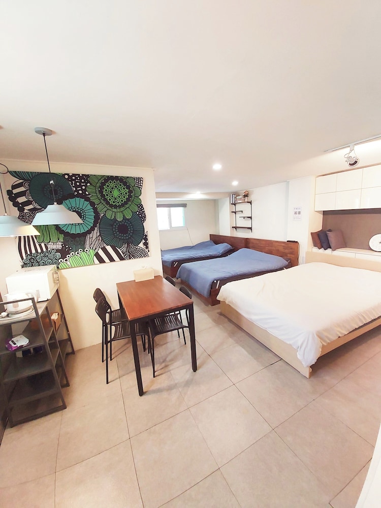 Blueboat Hostel Myeongdong 12/40