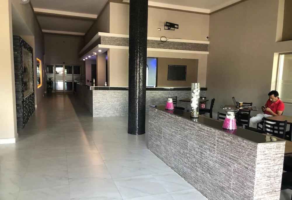 Hotel Plaza Arteaga 8/44