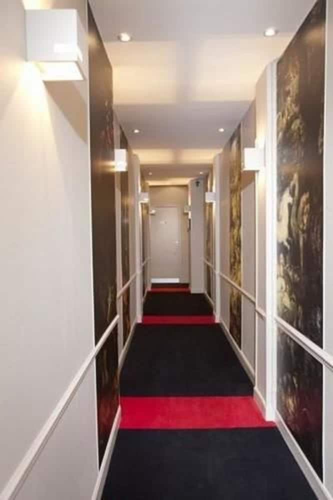 Cecyl Hotel 32/50