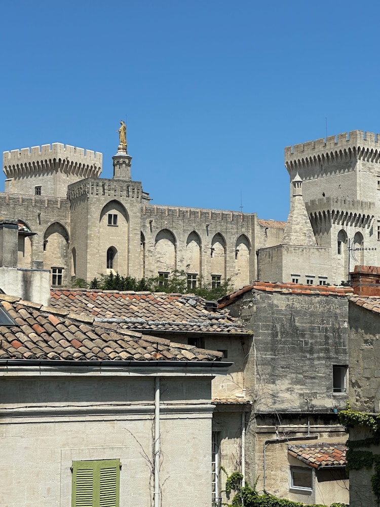 Hotel Medieval 45/50