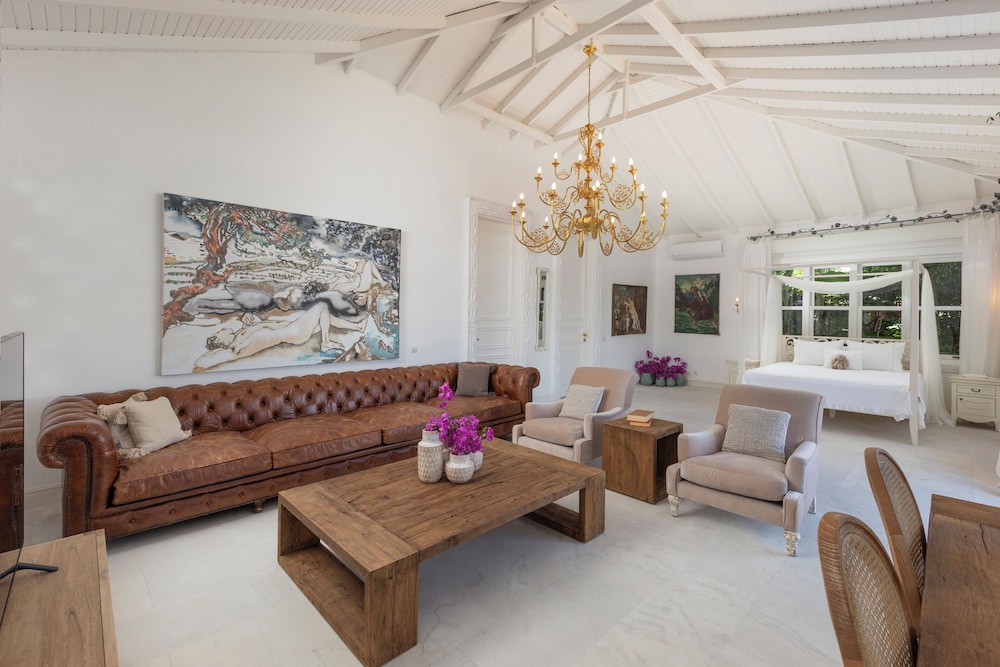 Sabrinas Haus - Adults Only 30/47