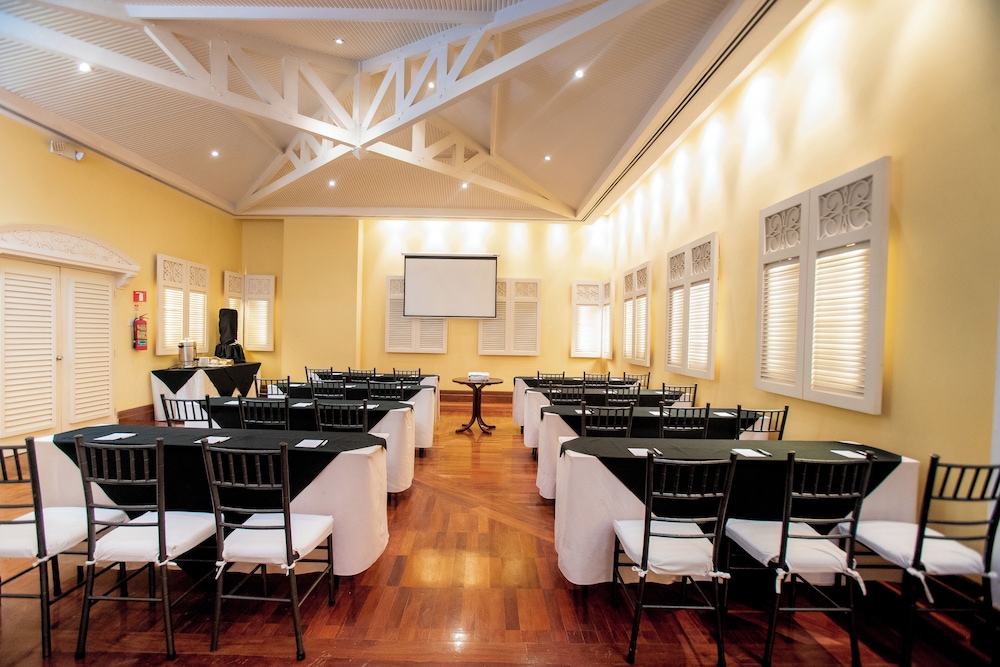 Barcelo Colon Miramar 38/50