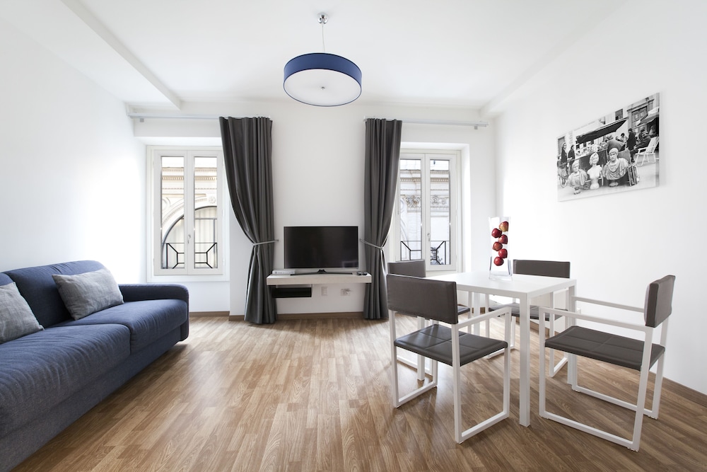 Oriana Homel Rome 30/50