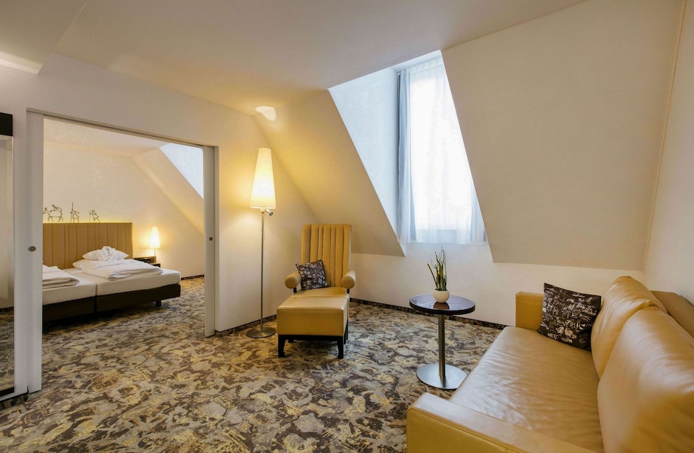 ARCOTEL Camino Stuttgart 42/64