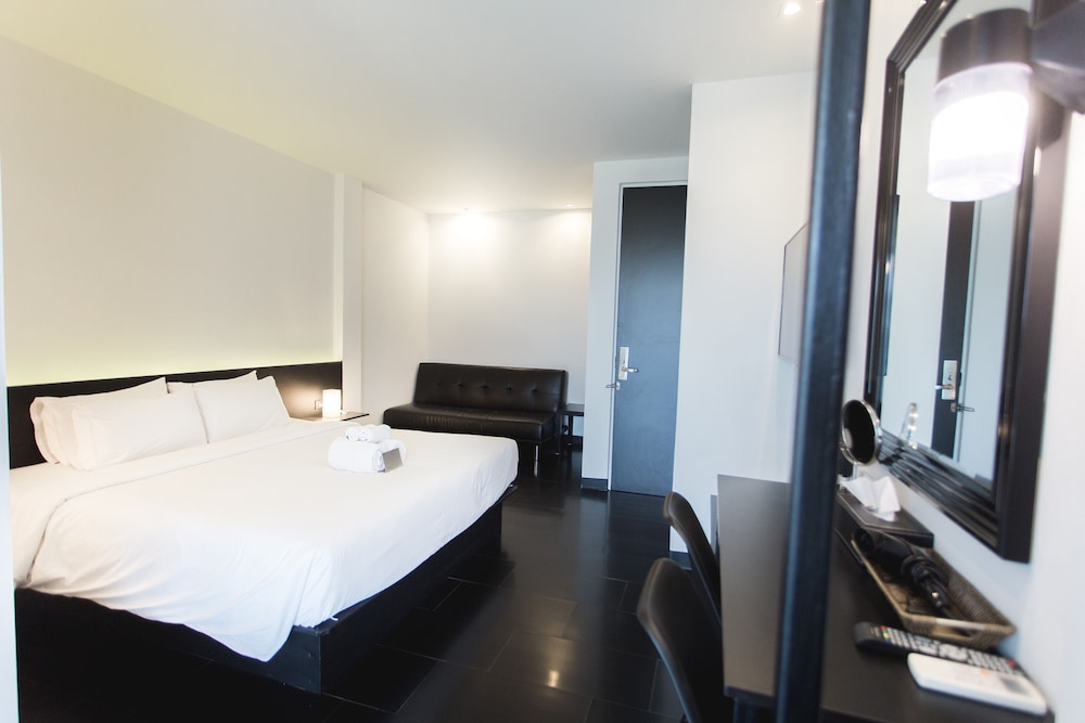 Isilver Hotel 17/63