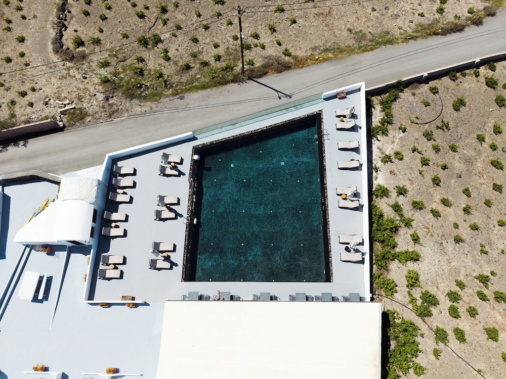 Serenita Luxury Suites 32/71