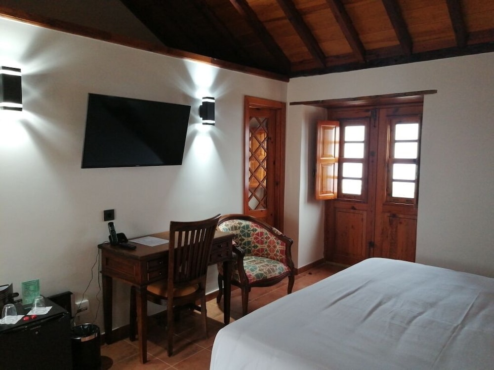 Casablanca Hotel Rural 38/65