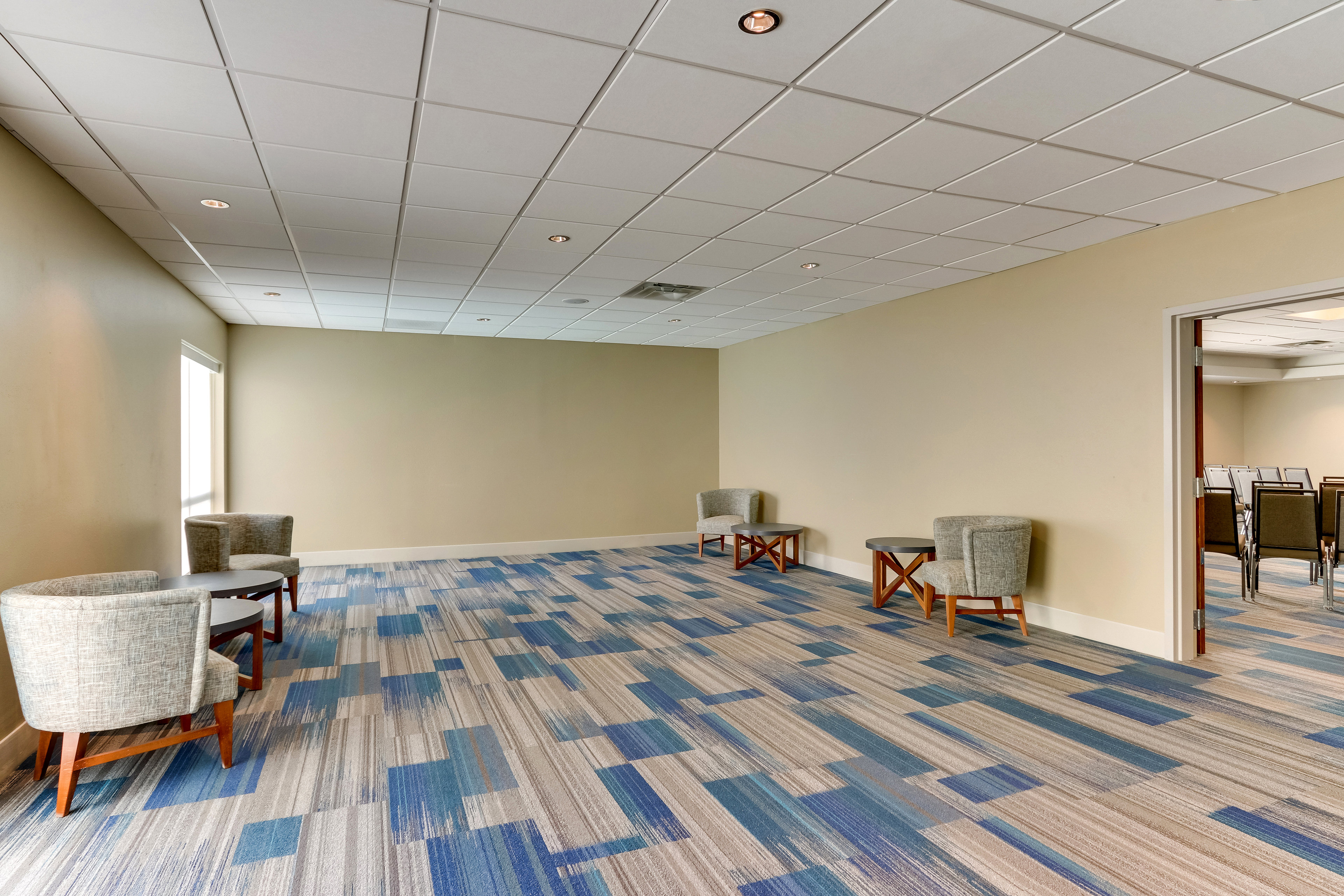 Holiday Inn Express and Suites Dawsonville 35/74