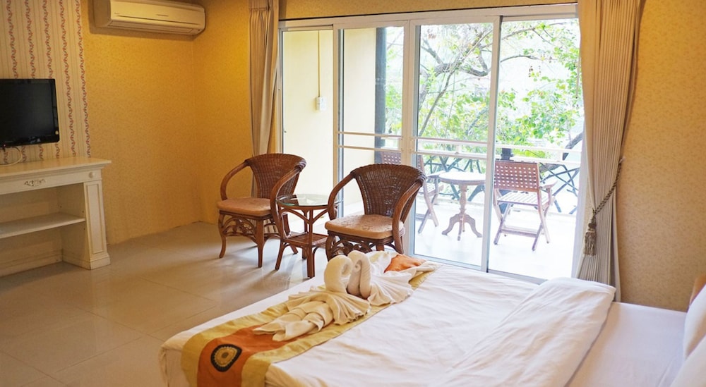 Khaoyai Kiri Thantip Resort 13/38
