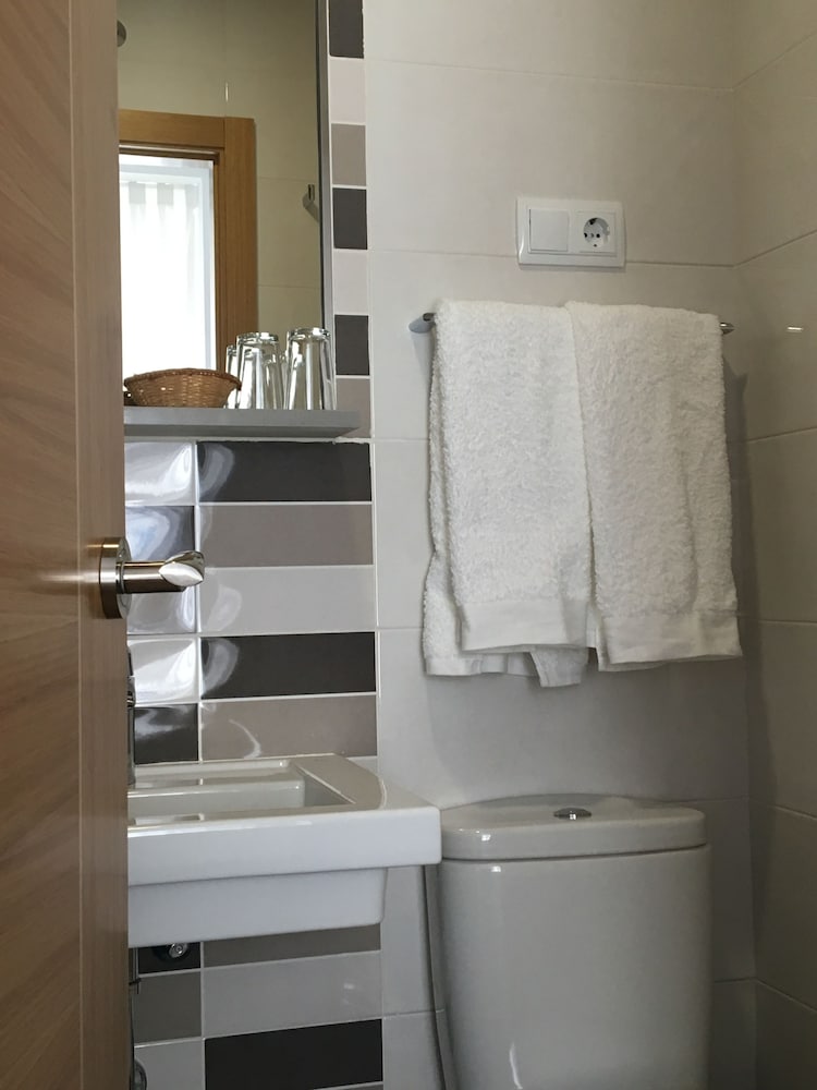 Hostal Carracedo 25/28
