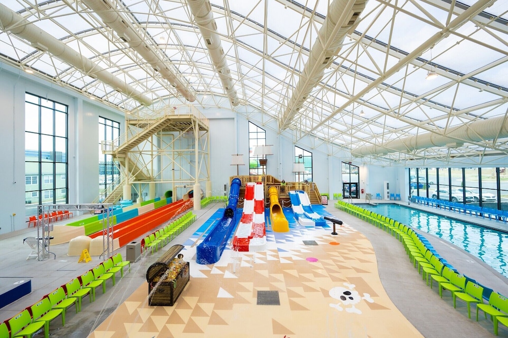 Country Cascades Waterpark Resort 65/68