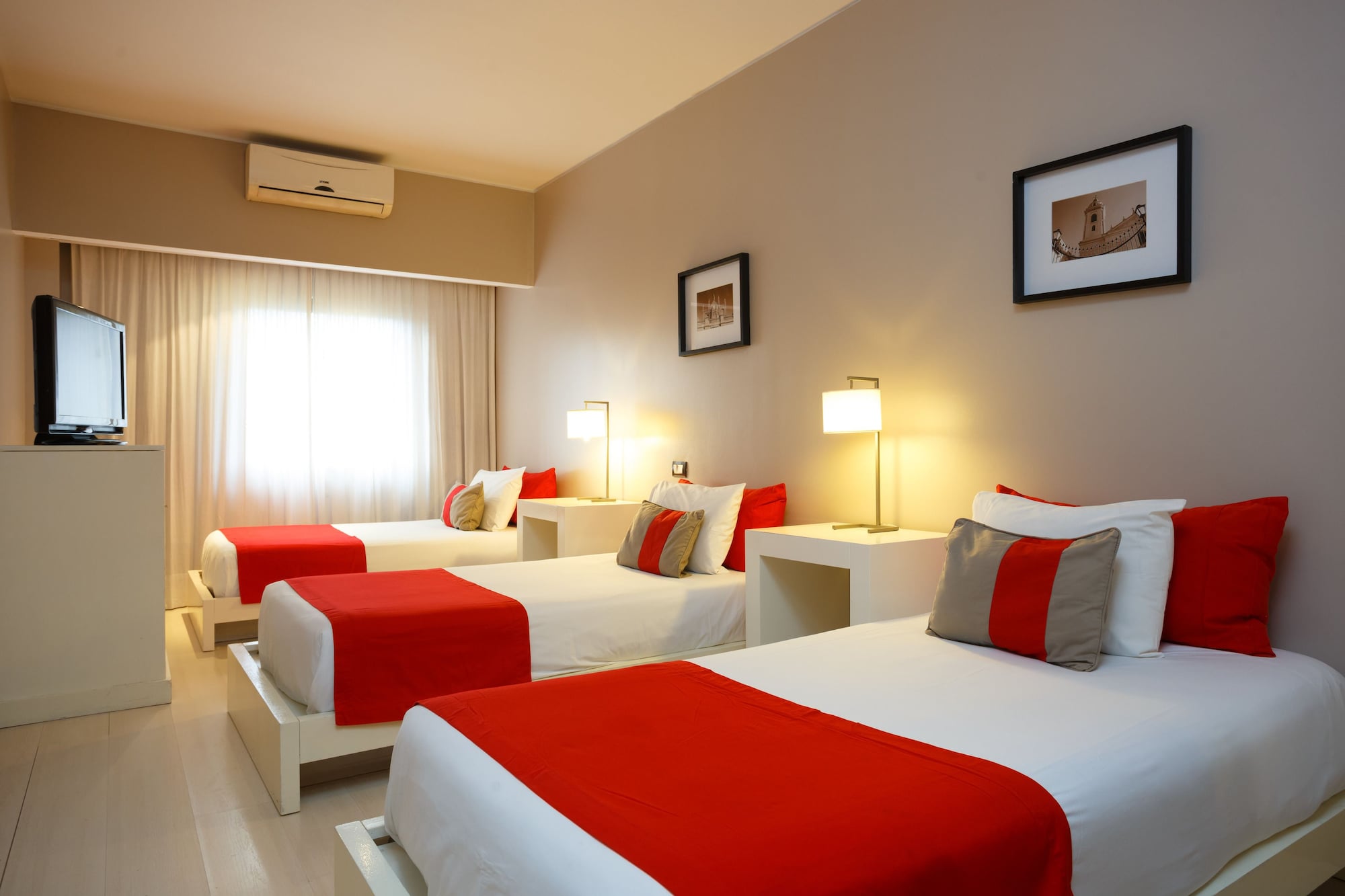Room, Triple, 1 Queen and 1 Single Bed