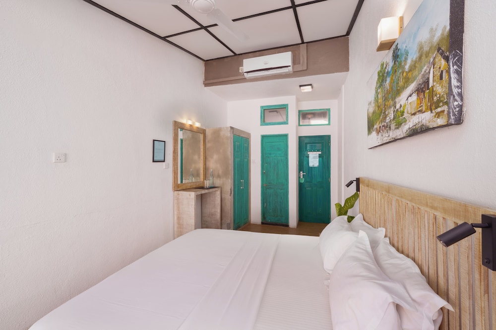 Hikks Villa Hikkaduwa 7/42