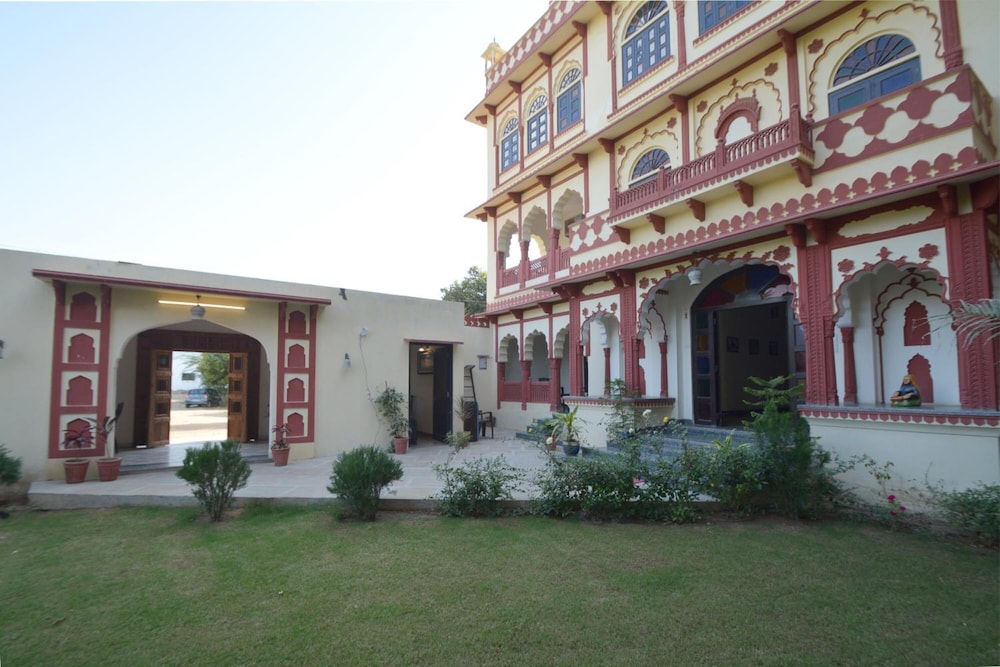 Moti Mahal - A Heritage Haveli 34/42