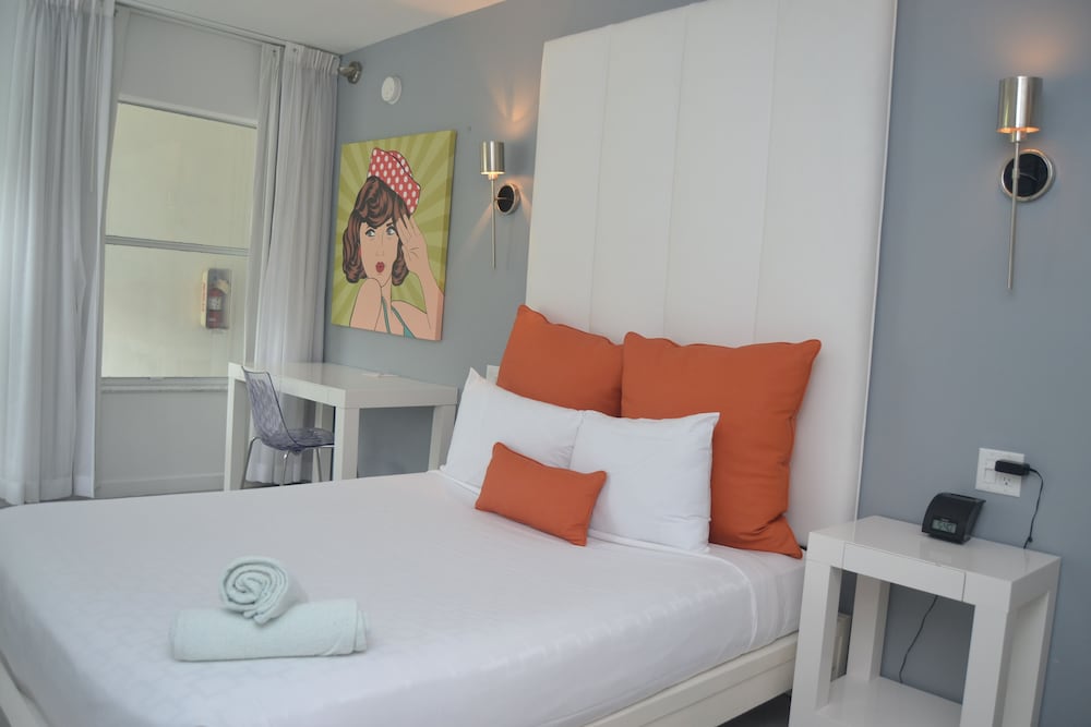 Royal Palms Resort And Spa A North Beach Village Resort Hotel 26/80