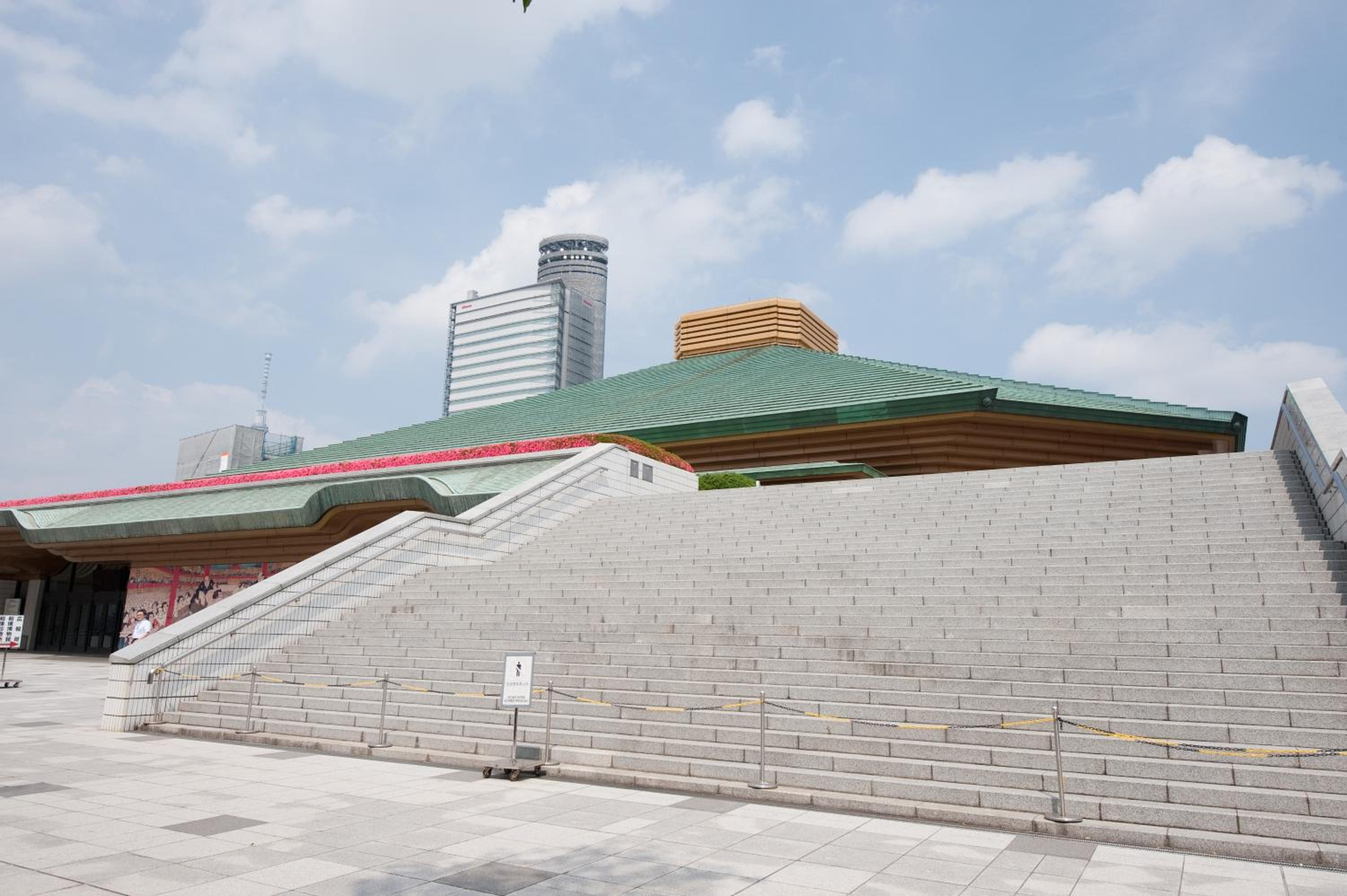Ryogoku River Hotel 26/28