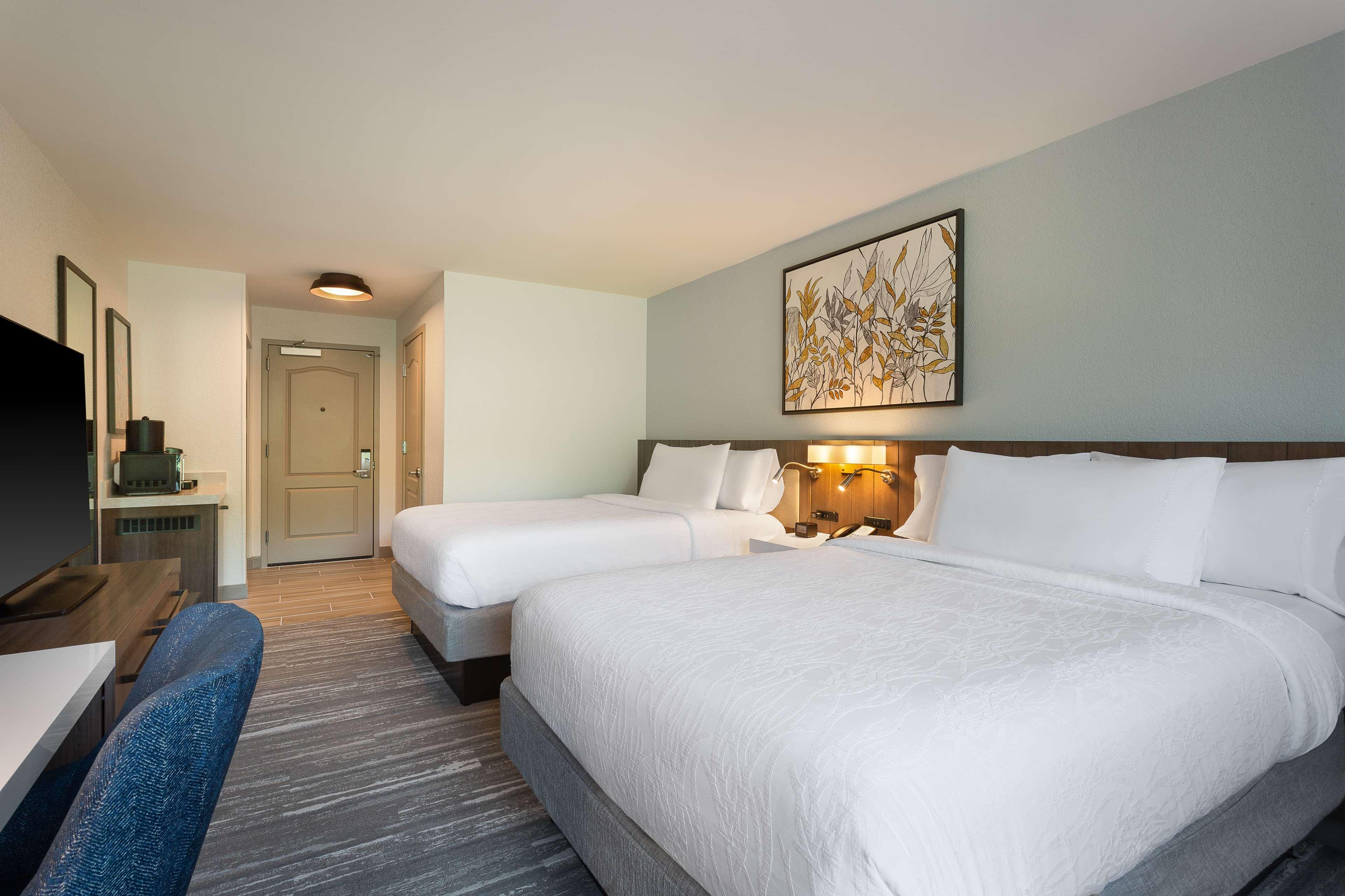 Renovated, 2 Queen Beds