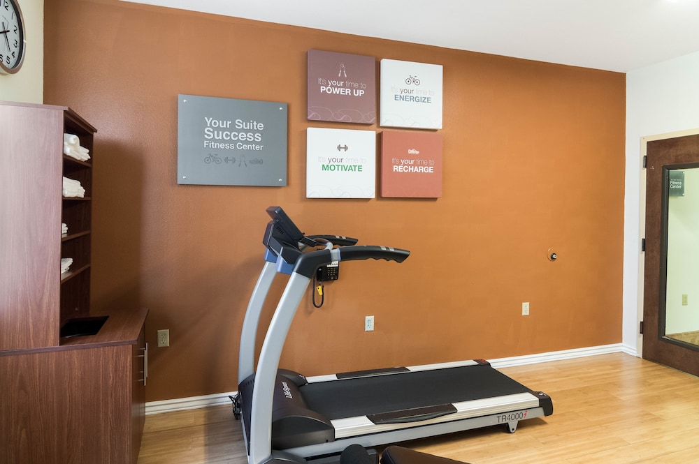 Quality Suites Midland North Loop 250 32/63